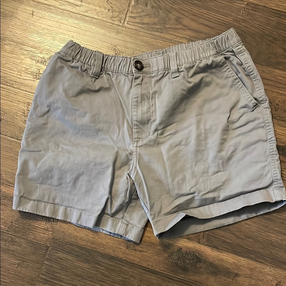 Chubbies Men's Gray Casual Shorts - Medium and 5.5” inseam